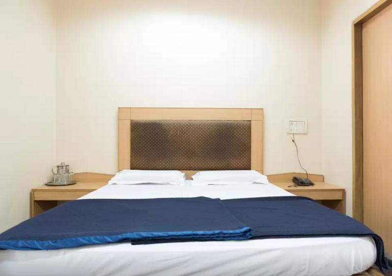 Hotel Dwaraka Paradise Хидерабад Екстериор снимка